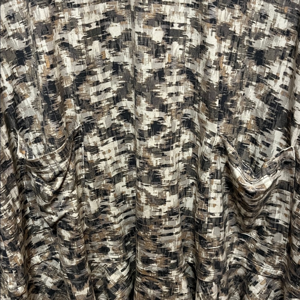 LOGO by Lori Goldstein ruffle hem Top NWOT - Picture 4 of 8